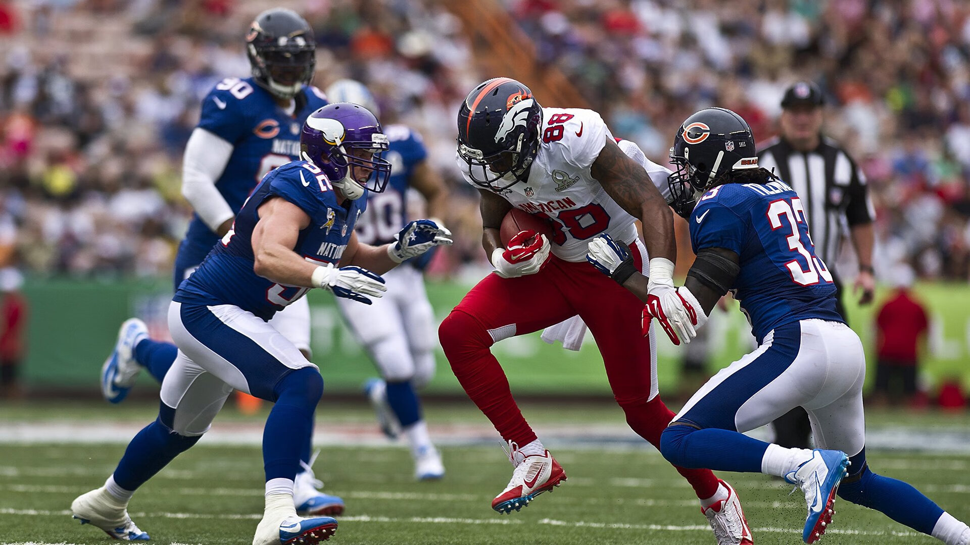 _猛龙队内线强硬，面对对手毫不退缩_，猛龙队员