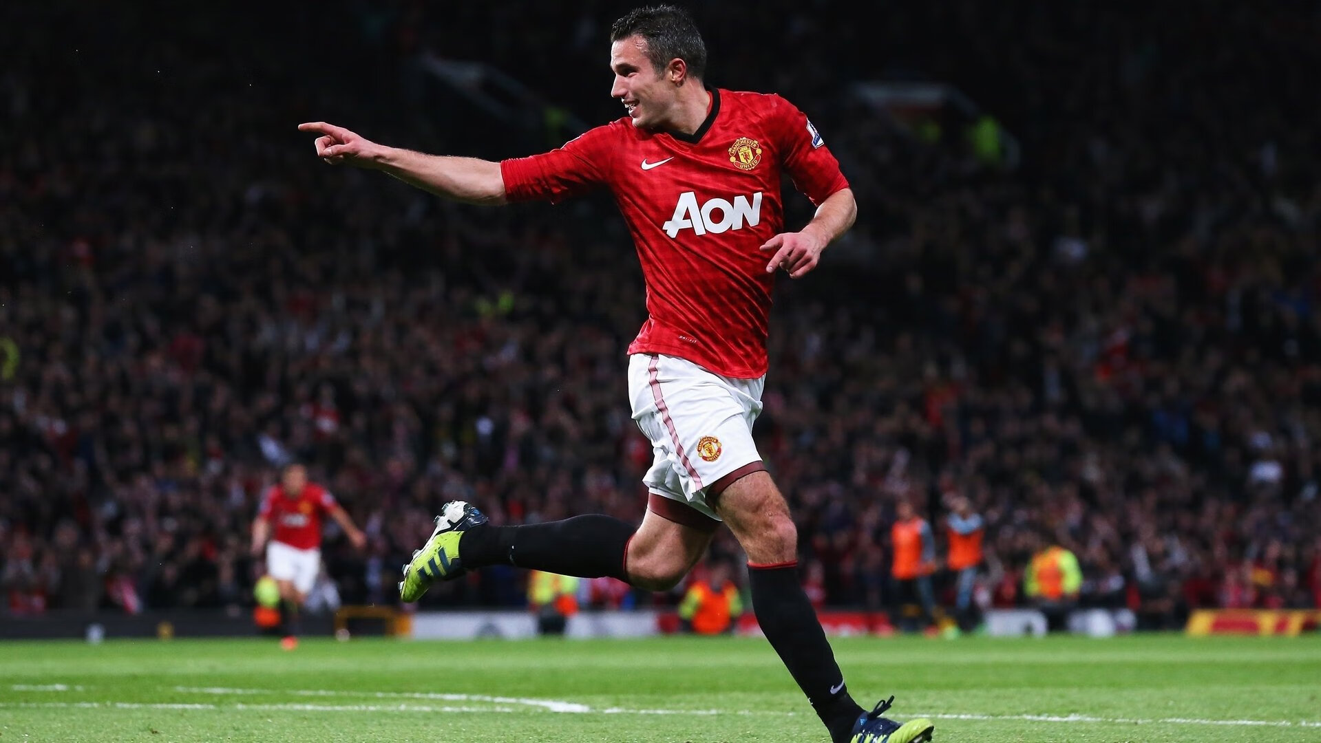 中国足球是否应推行技术总监制度，足球俱乐部技术总监